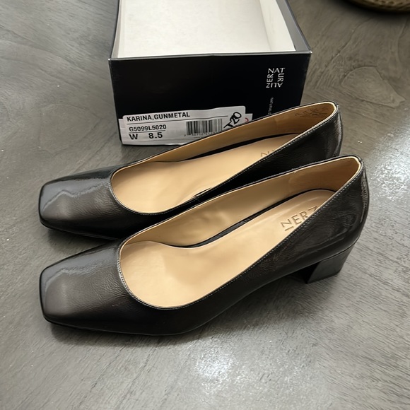 Naturalizer KARINA Block Heel Pumps (WIDE) - Picture 7 of 12